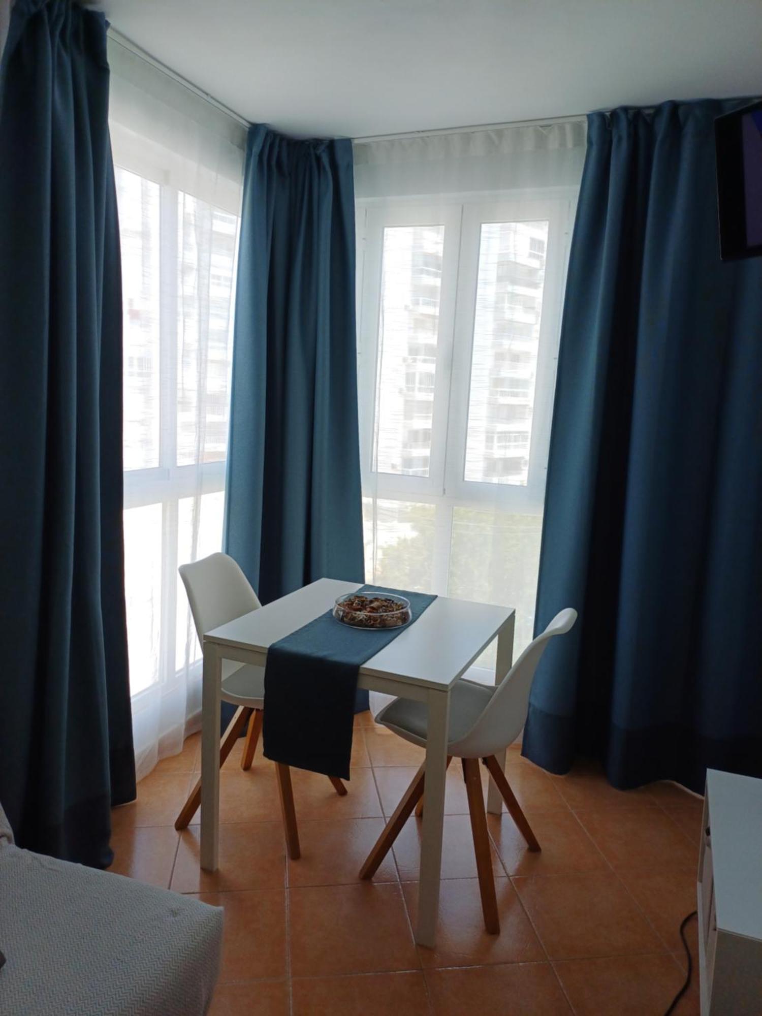 Luminoso Estudio Muy Cerca De La Playa Apartment Беналмадена Екстериор снимка