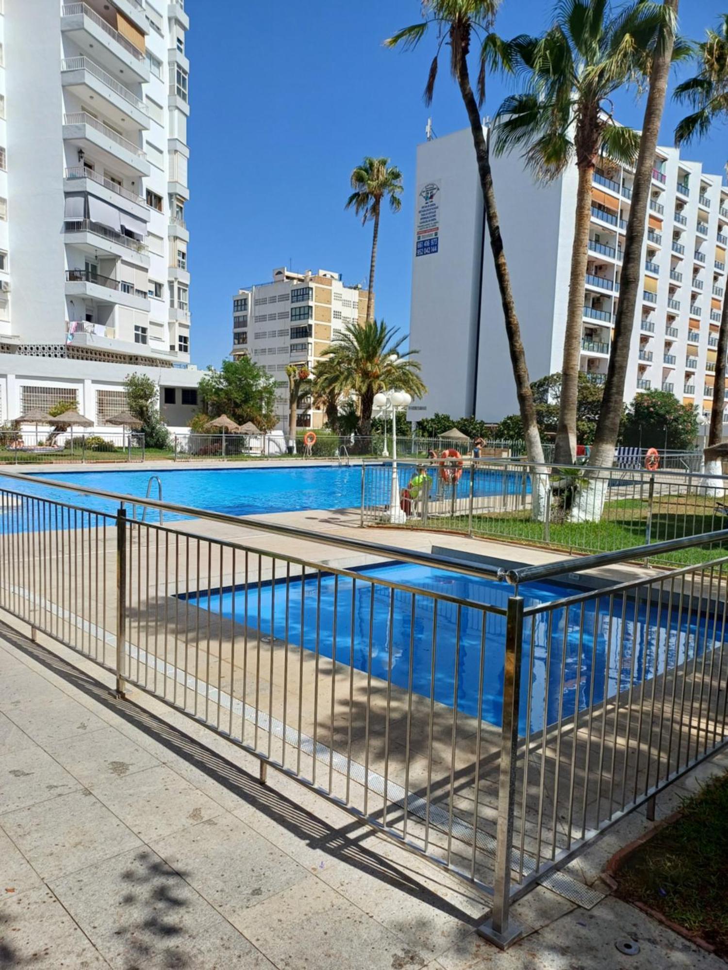 Luminoso Estudio Muy Cerca De La Playa Apartment Беналмадена Екстериор снимка
